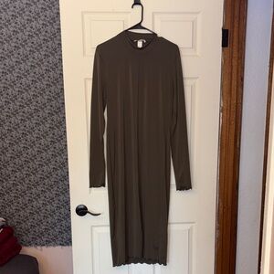 Olive Green Long Sleeve Midi Dress